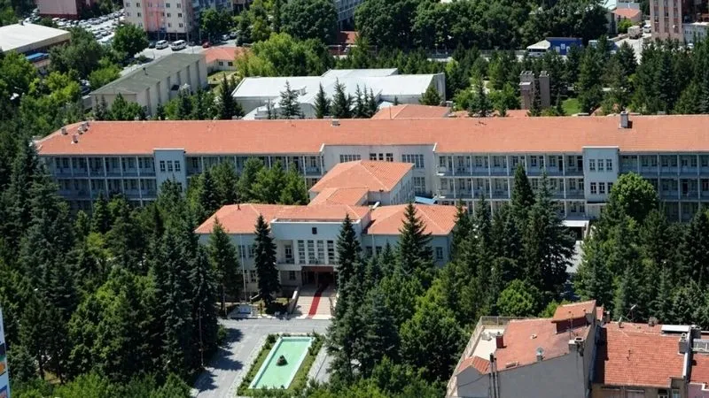 Eskişehir Hava Hastanesi'nin özelleştirilme kararına tepki: Elde ne var ne yok satışa çıkaran anlayışın sonucu