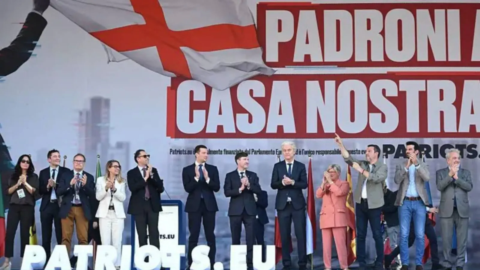 Avrupa aşırı sağı Milano'da, sol liderler Barcelona'da buluştu