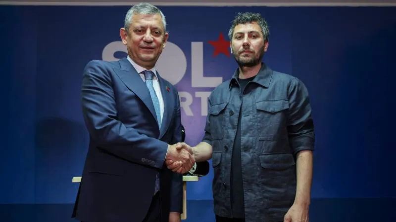 CHP'den SOL Parti'ye ziyaret | Özel "ara seçim" talebini yineledi: Erdoğan’ın toplumdaki desteği ortadan kalktığı için seçimlerden kaçıyor!