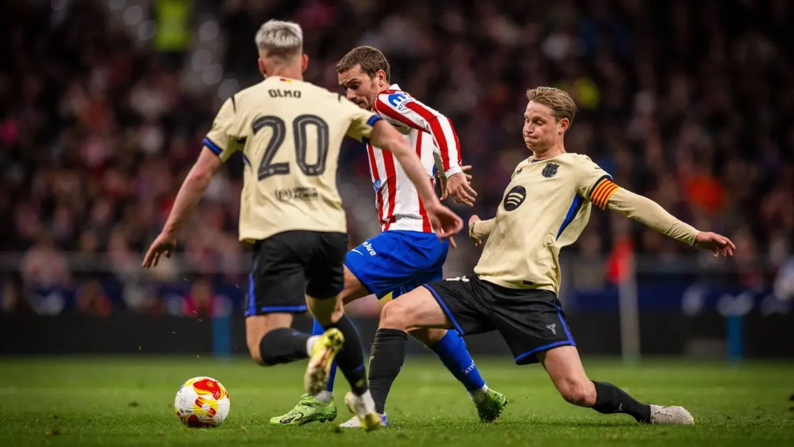 RT @T24spor: Barcelona'nın galibiyeti tura yetmedi, Atletico Madrid mağlup olduğu gece yarı finale yükseldi!
 https:…