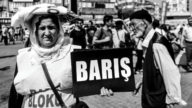 Her şeyden önce Kürtlerle yüzleşelim ve özeleştirimizi verelim!