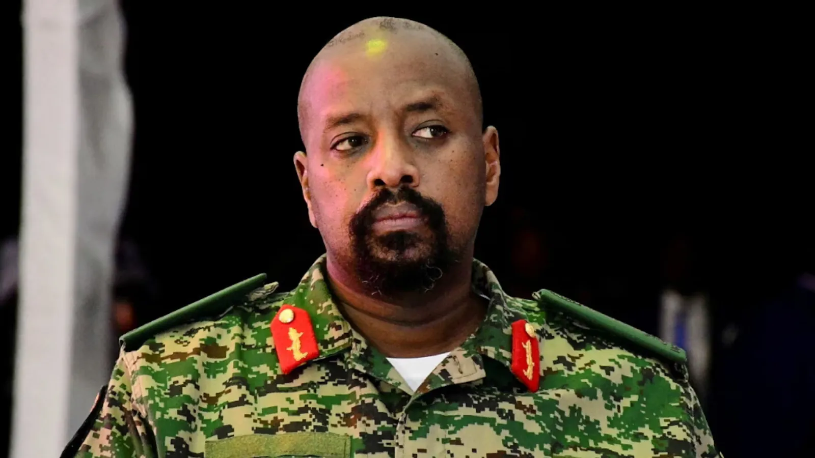 Türkiye'yi akıl almaz sözlerle hedef alan Uganda Savunma Kuvvetleri Komutanı'ndan geri adım!