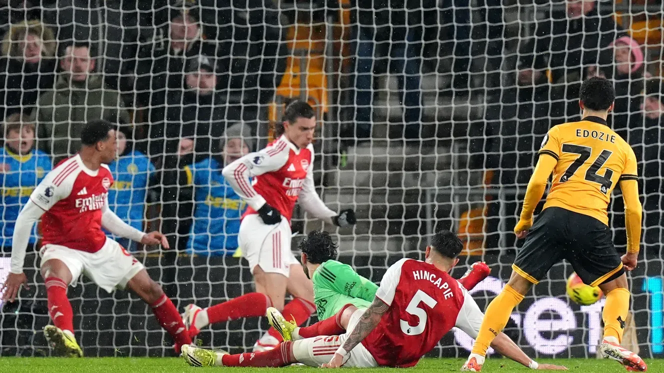 Premier Lig'de oyuncular kaleleri karıştırdı