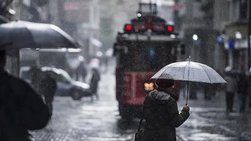 İçişleri Bakanlığı'ndan '23 Nisan' uyarısı: Birçok ilde kuvvetli yağış ve fırtına bekleniyor