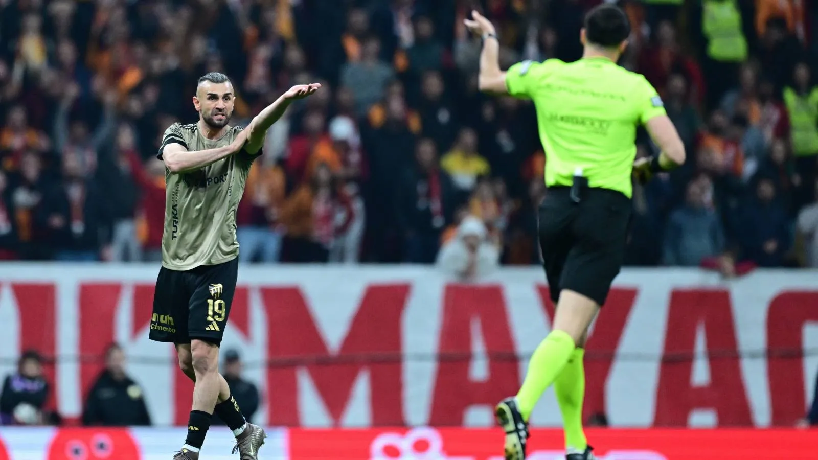 Serdar Dursun: Jakobs itti beni, pozisyon penaltıydı