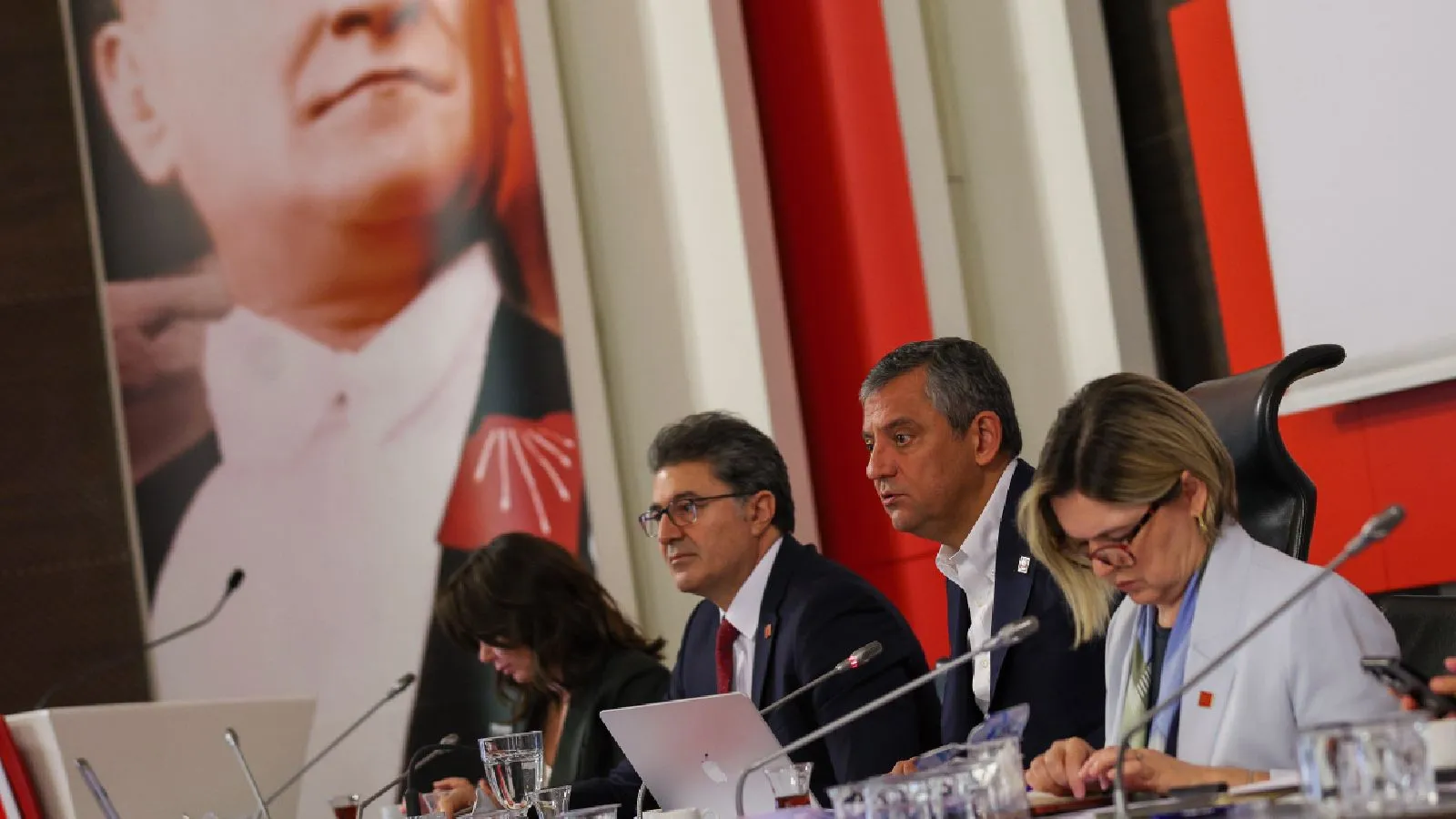 CHP'den 7 saat süren PM toplantısı: Saha çalışmaları başlıyor