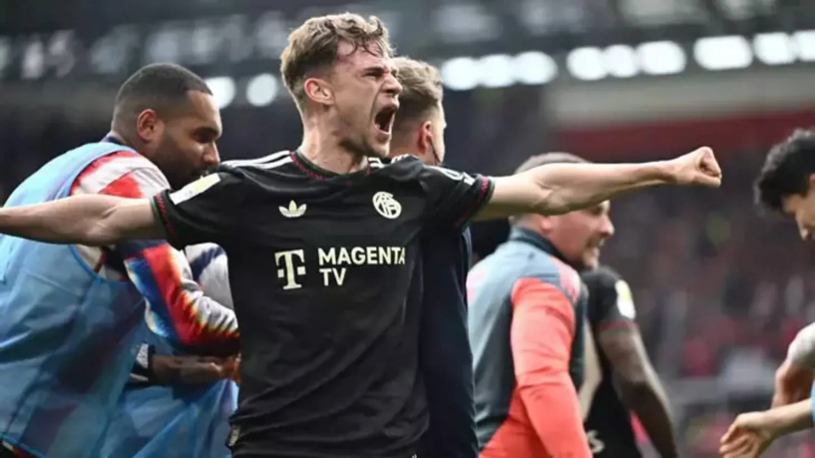 Bayern Münih'ten muhteşem geri dönüş