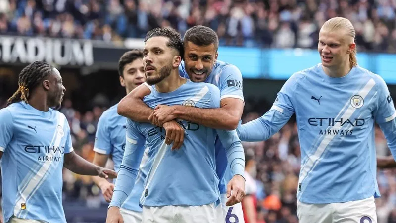 FA Cup'ta tarihi rekor: Manchester City geriye düştüğü maçta Southampton'ı geçerek üst üste 4. kez finalde