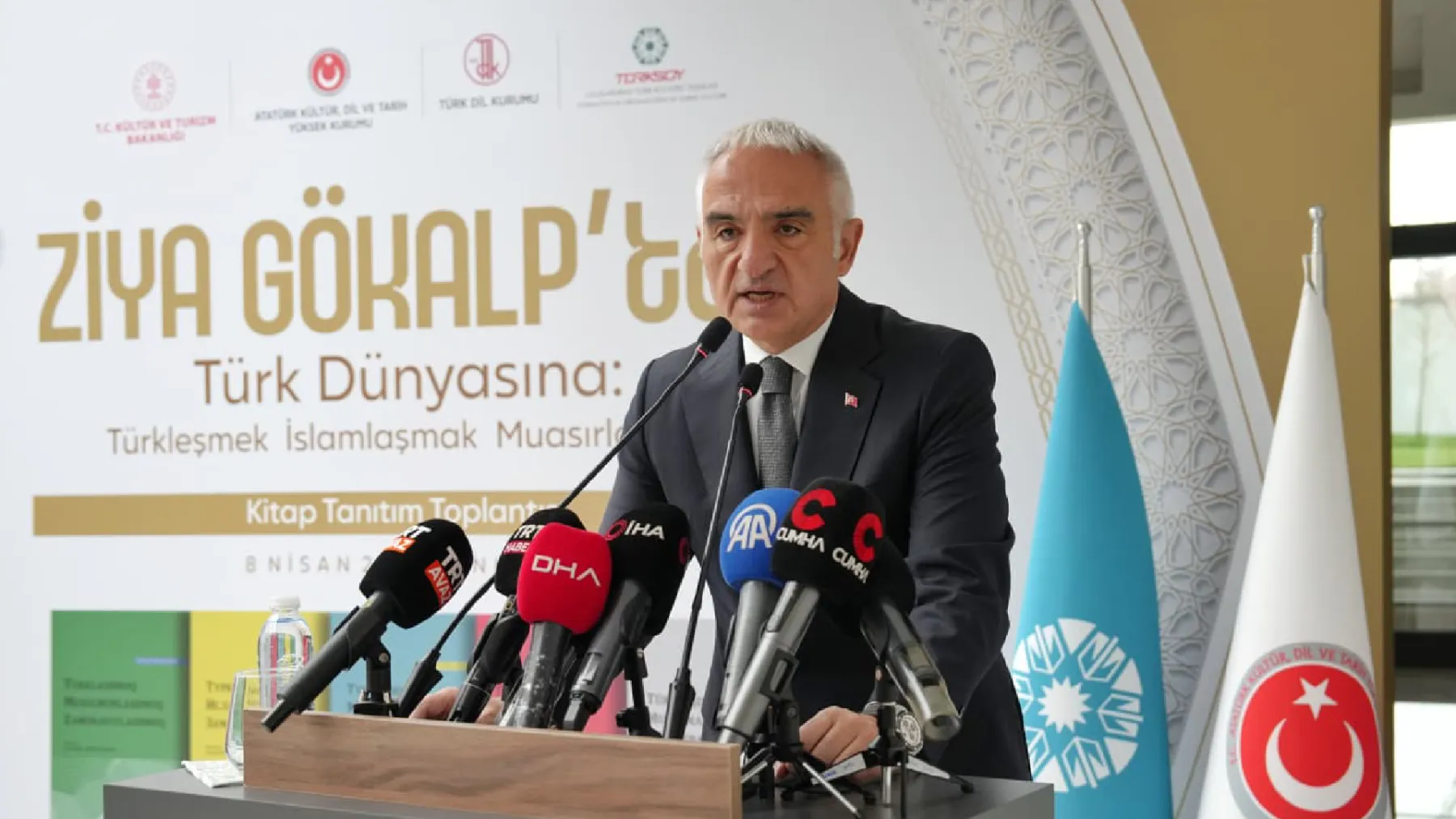 Bakan Ersoy duyurdu: TDK Ziya Gökalp'in kitabını Türkçe'nin 5 ayrı lehçesinde yayımladı!