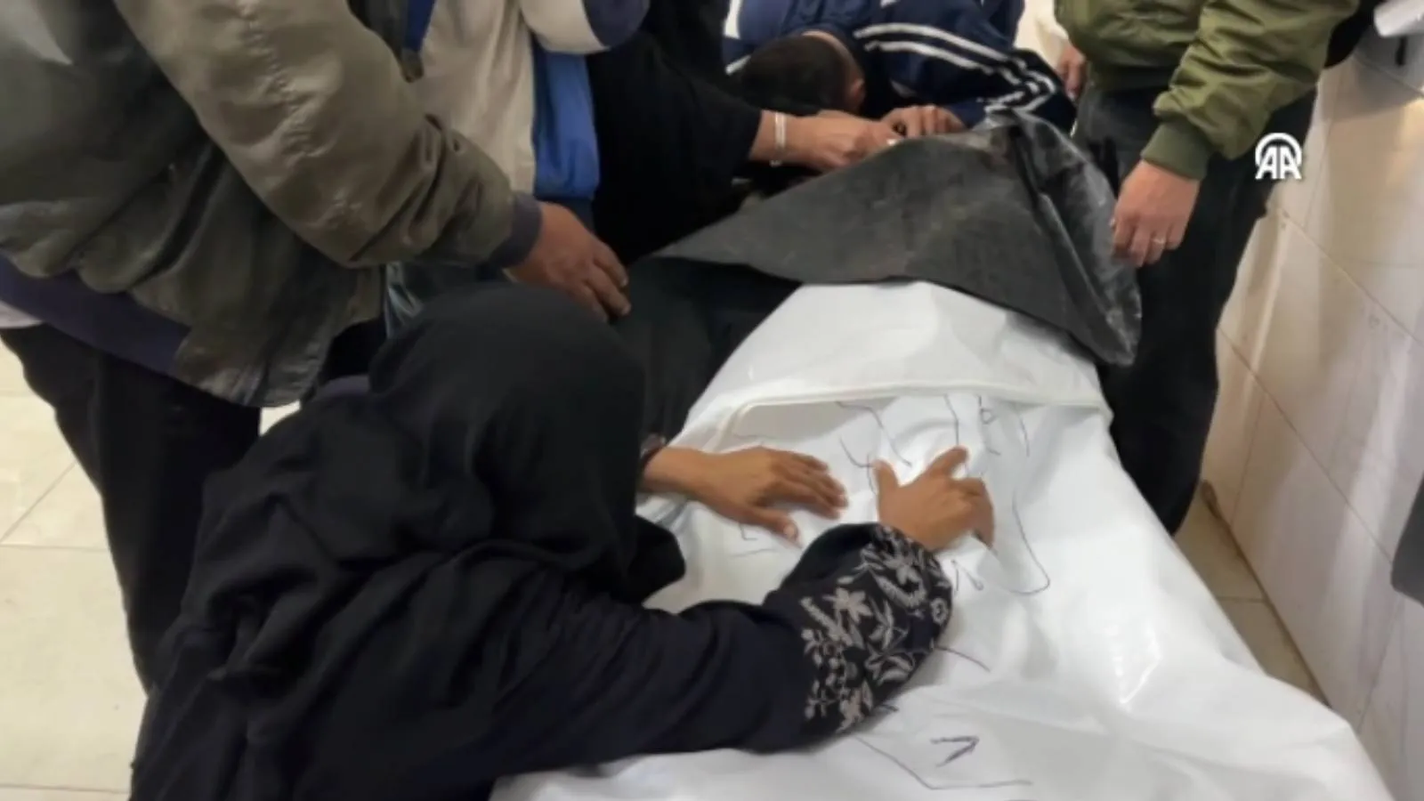 Filistinli otizmli genç Otizm Farkındalık Günü'nde, Gazze'de İsrailli askerler tarafından infaz edildi!