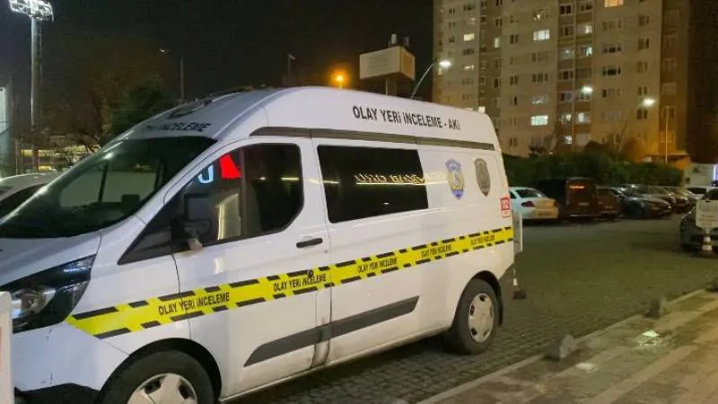 Zeytinburnu'nda dehşet: Kızını öldürdü, eski eşini ağır yaraladı!