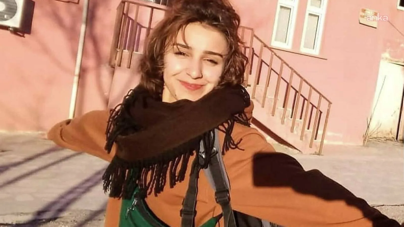 Gülistan Doku’nun arkadaşı Rojwelat Kızmaz’ın ailesi savcılığa başvurdu: Üç gün boyunca arama yapılmayıp ölüme terk edildi!