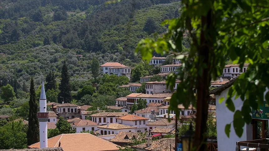 AYM uygun buldu: Nüfusu düşük belediyeler, köye dönüşüyor