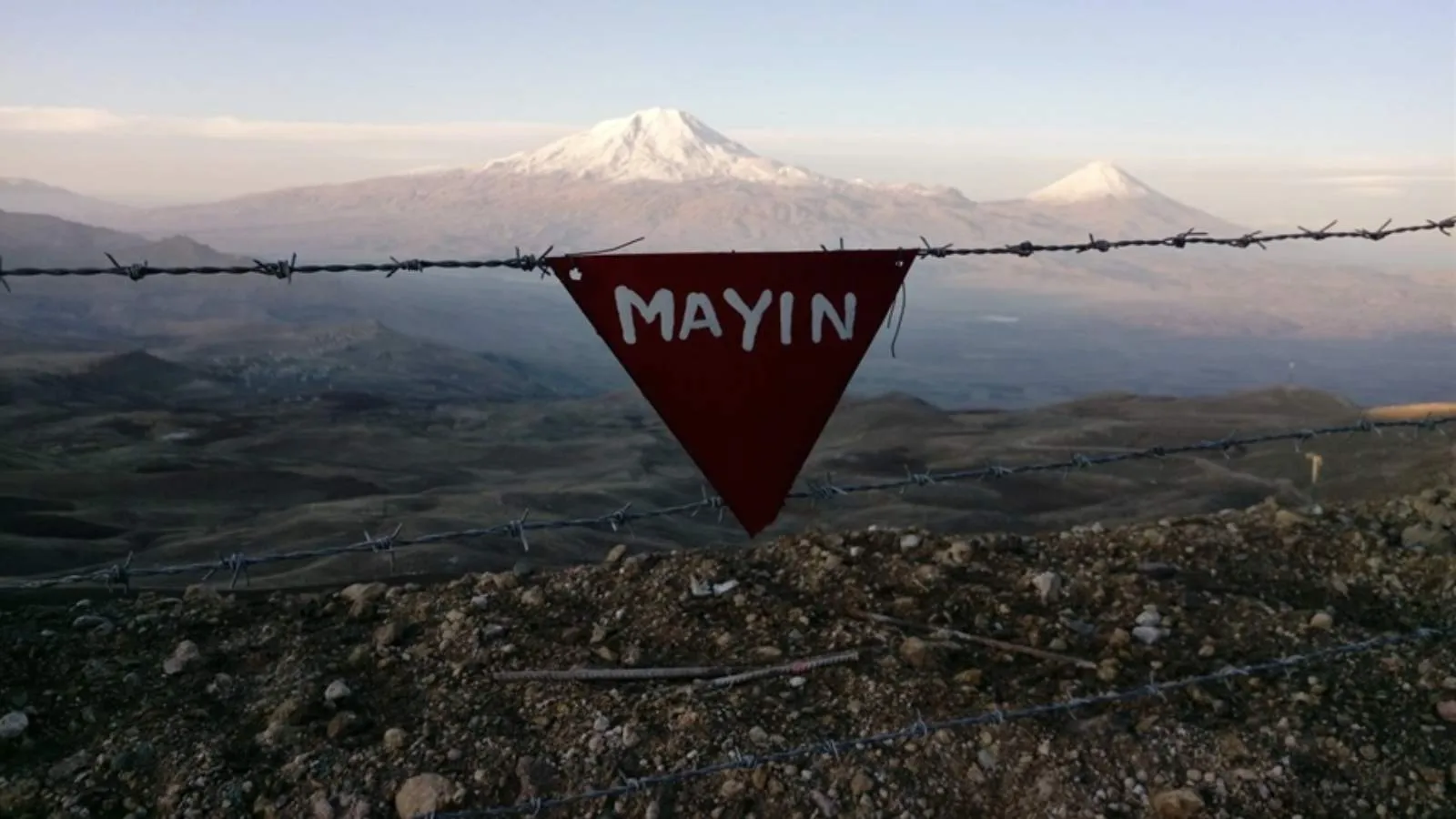 Toprağın altındaki sessizlik