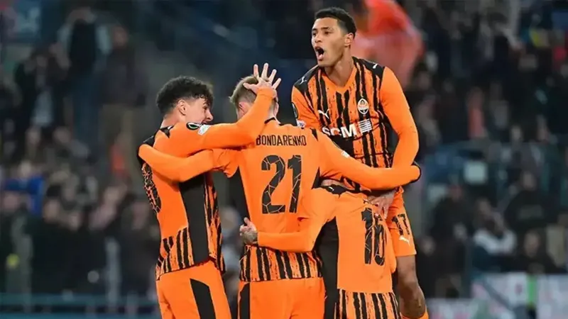 Shakhtar Donetsk kritik LNZ Cherkasy deplasmanında