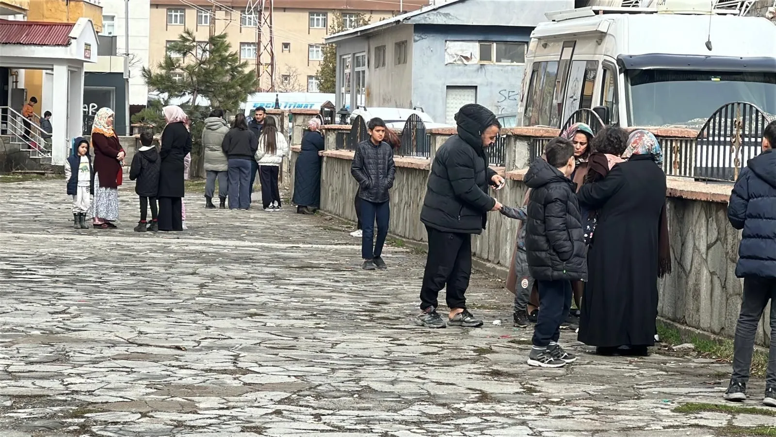 AFAD: Van'da 5.2 büyüklüğünde deprem oldu, olumsuz bir durum yok