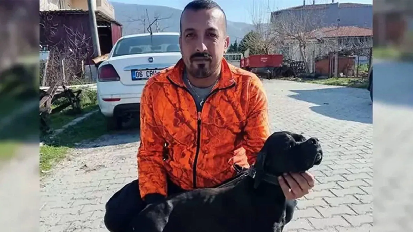 Atık kamyonu çamura düştü: İZSU personeli hayatını kaybetti