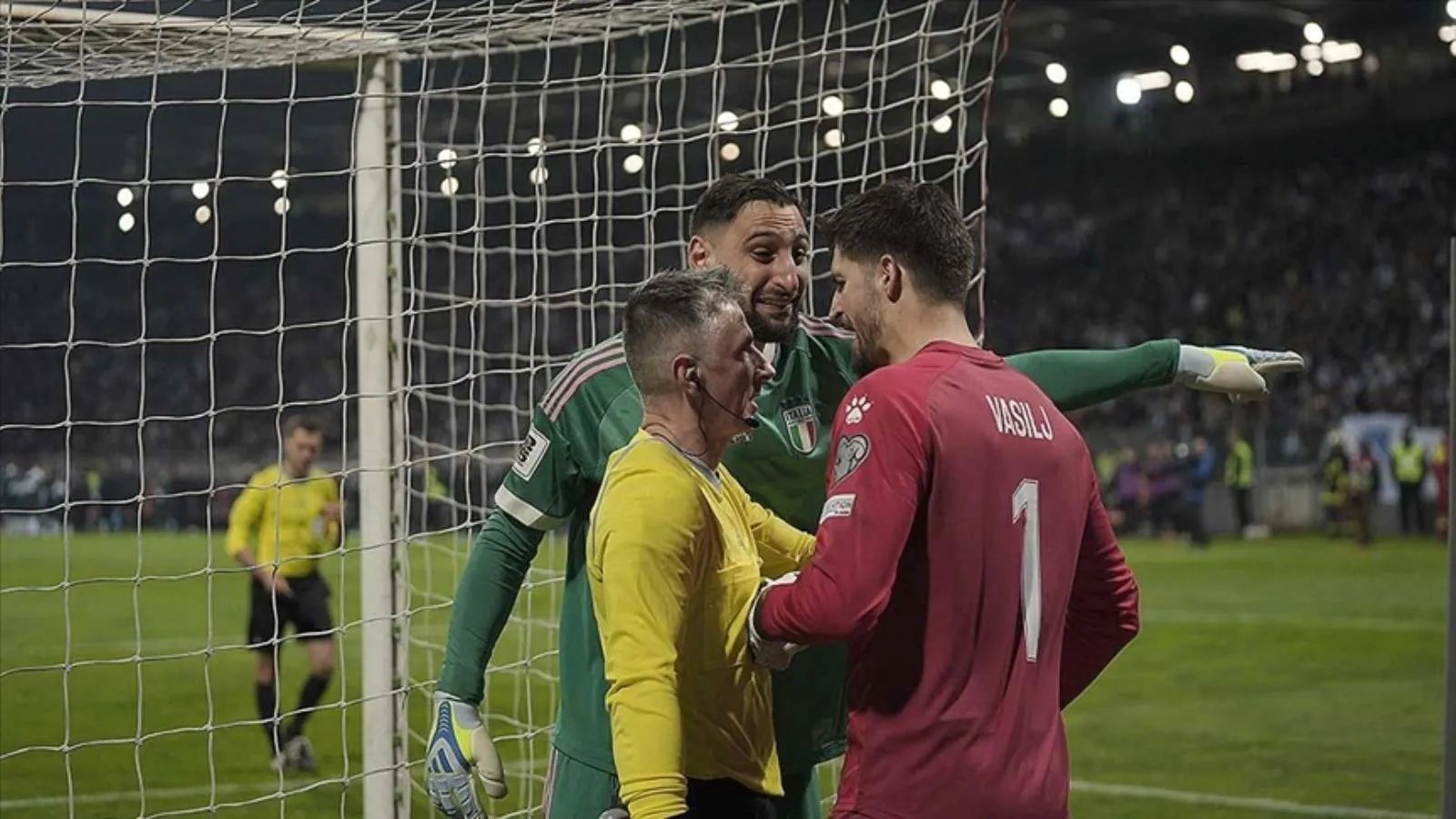 İtalya'da Spor Bakanı Abodi, Futbol Federasyonu Başkanı Gravina'nın istifa etmesinin gerektiğini söyledi