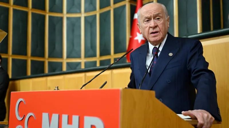 Bahçeli, Uzak Şehir'i kaçırmadan izlediğini ve Türk dizilerinin desteklenmesi gerektiğini söyledi