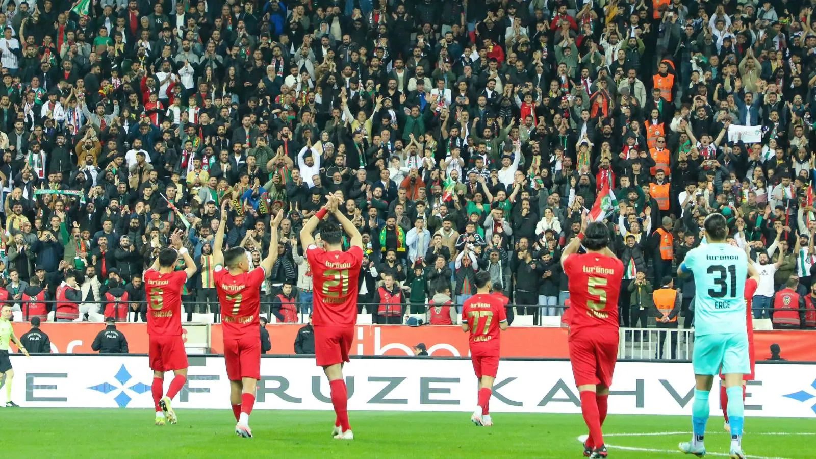 Amedspor Yüksek İstişare Kurulu'ndan hakem kararlarıyla ilgili açıklama: Artık mızrak çuvala sığmamış ve bardak taşmıştır