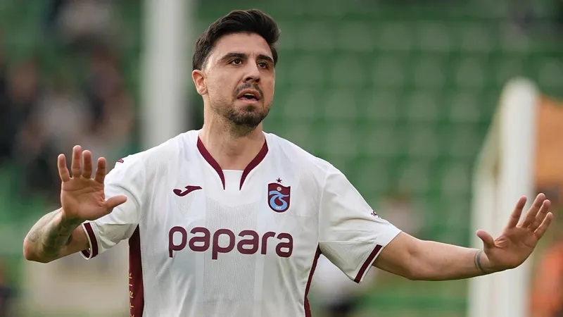 RT @T24spor: Ozan Tufan: Şaşkınlık içindeyim, onca yıldır oynuyorum benim de ilk kupam