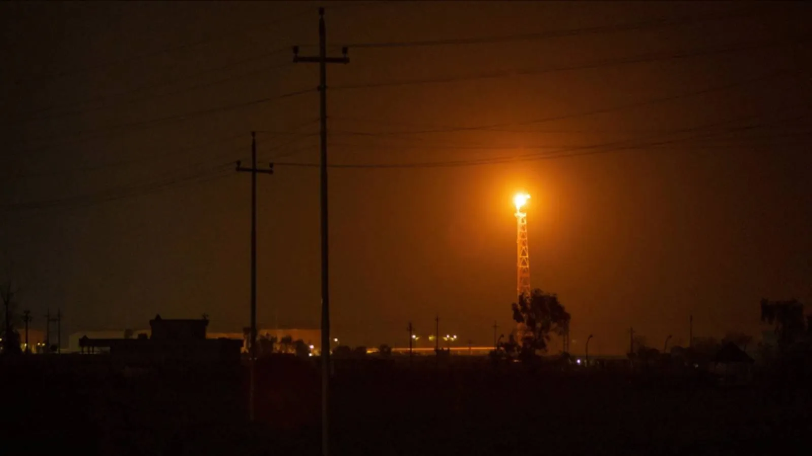 Irak’ın güneyinde petrol depolarına İHA saldırısı
