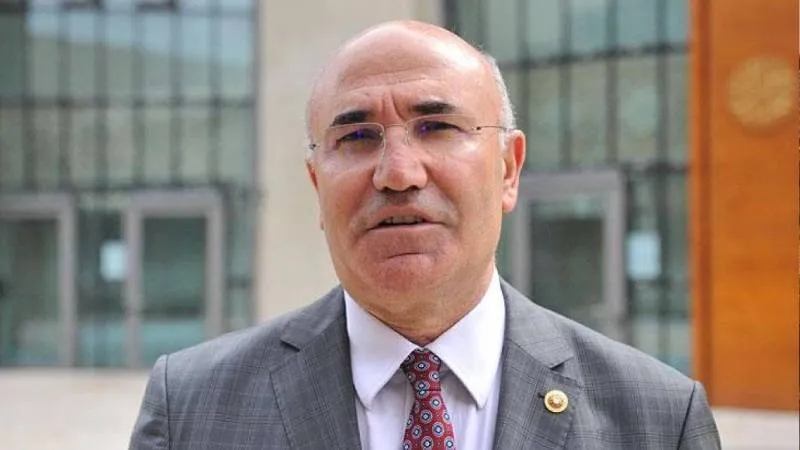 Mahmut Tanal: Casusluk aranıyorsa, bakanlar içerisinde kaç tane çifte vatandaş var?