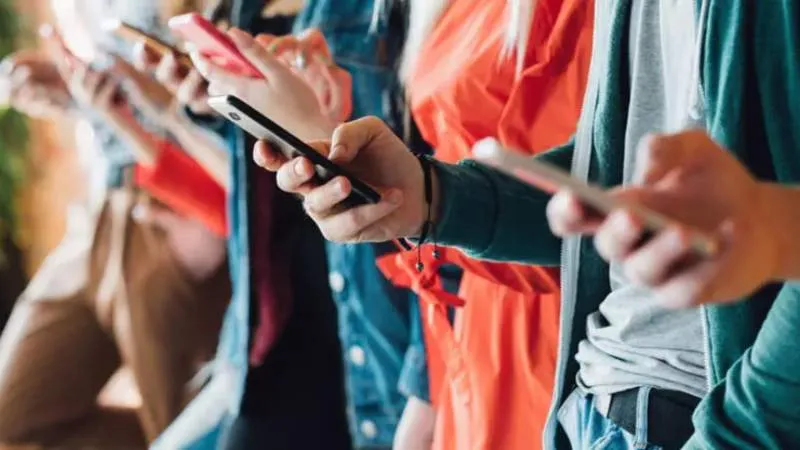 Cep telefonları nereye?