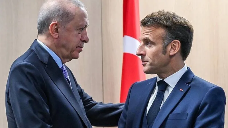 Macron ve Erdoğan, telefonda görüştü: Fransa Cumhurbaşkanı'ndan Türkiye'ye 