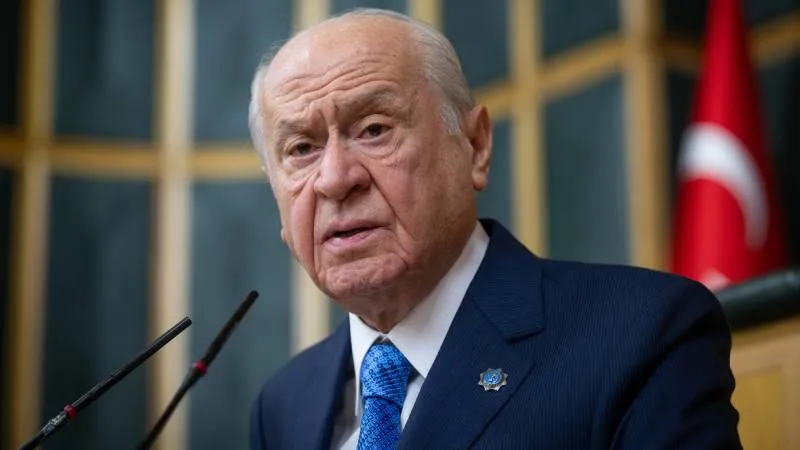 Yıllar önce “Bize göre Amed diye bir yer yoktur” demişti; Bahçeli, Süper Lig'e çıkan Amedspor'u tebrik etti