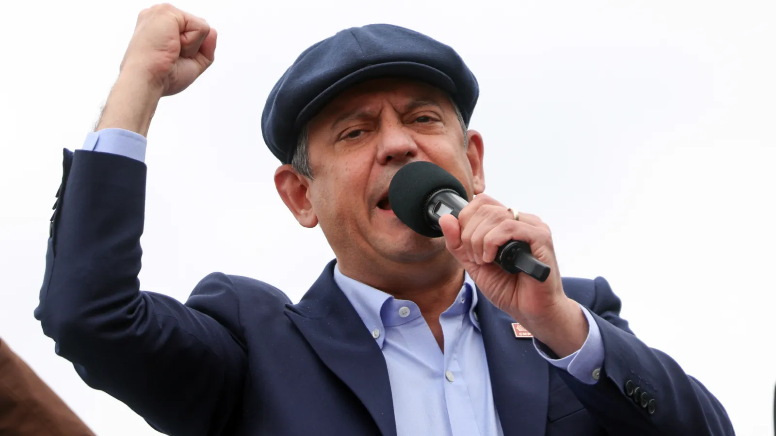 Özel'den mal varlığı çıkışı: Ne ABD'de ne dünyanın başka bir yerinde bir kibrit çöpüm yok, Erdoğan ve yakınlarınınkini açıklayın!