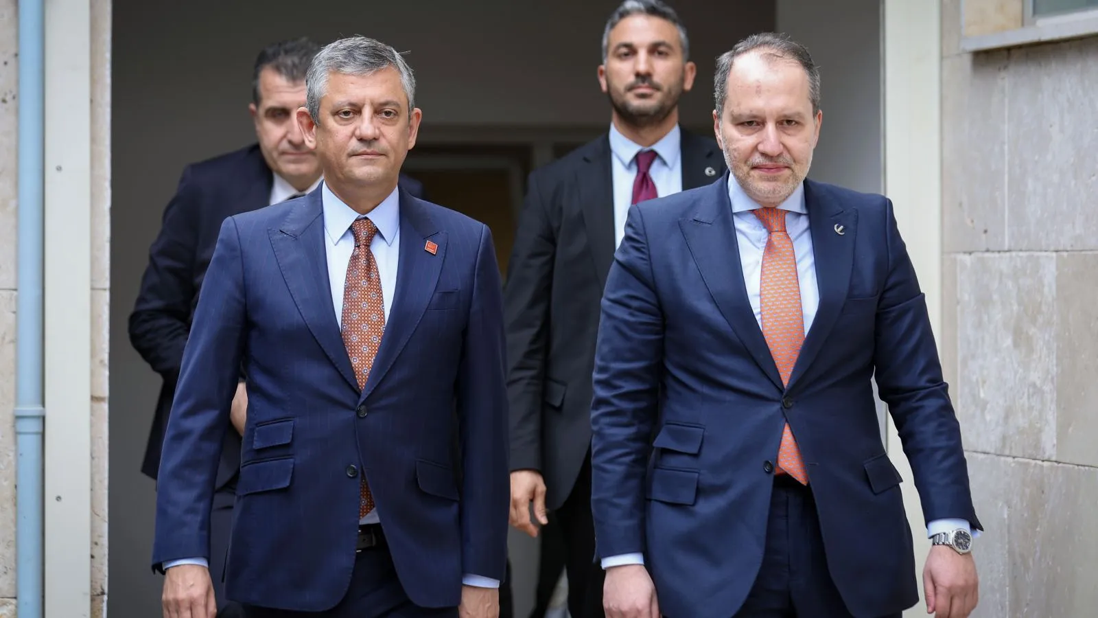 Fatih Erbakan: Anayasa'daki hüküm dolayısıyla boşalan sekiz milletvekilliği için ara seçim yapılması uygun olacaktır