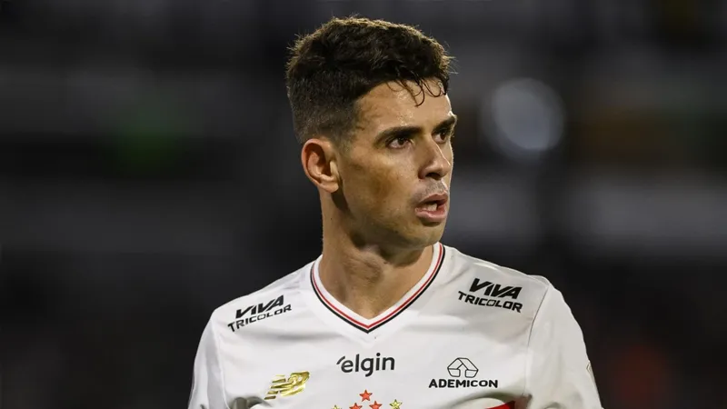 Oscar'dan futbola mecburi veda