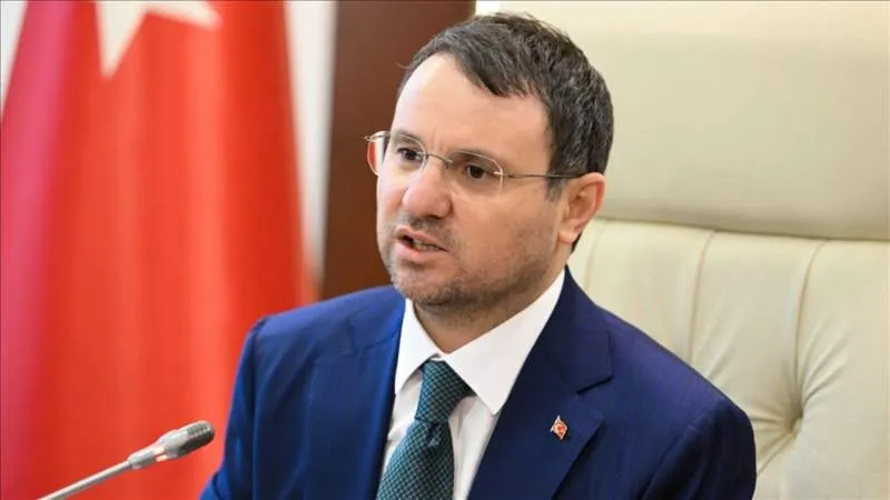 Bakan Gürlek: Sosyal medyaya kimlikle girilmesi konusunda platformlarla görüşüldü, geçiş süreci olacak