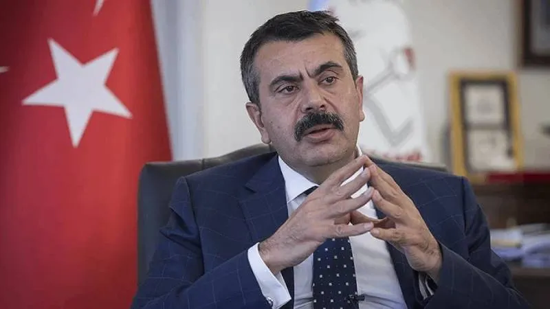 Bakan Tekin'den Eğitim-İş'in Atatürk'e mektup yarışmasına okullarda izin verilmemesi hakkında açıklama: Sendika bize protokol talebinde bulunmamış