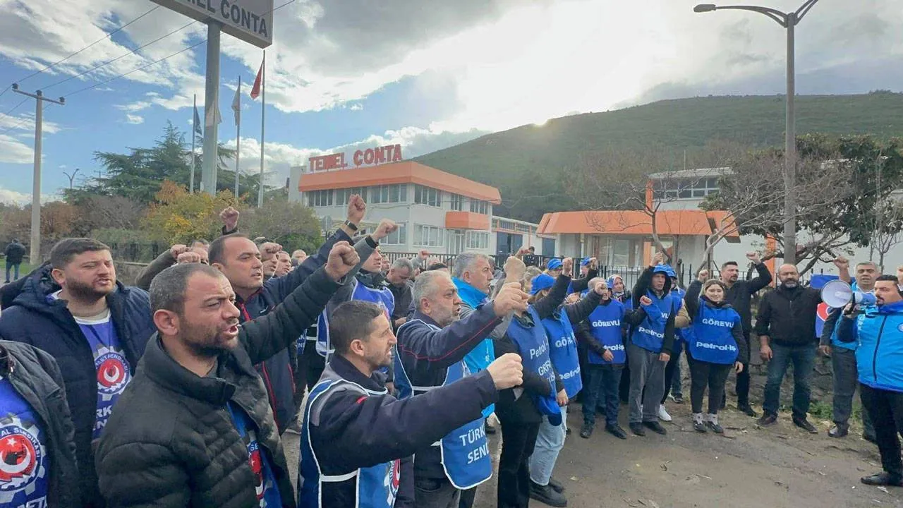 İzmir'de Temel Conta işçisi 8 kişi gözaltına alındı