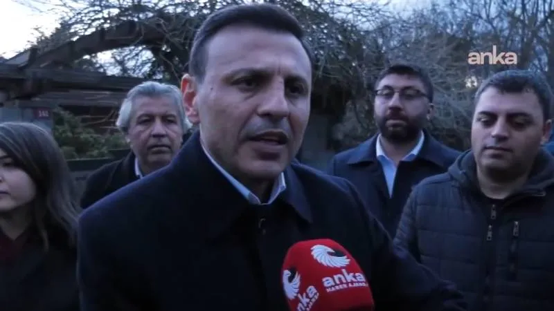 Özgür Çelik'ten gecikmeli tahliyeye tepki: İnsanlar Silivri'nin soğuğunda bekletiliyor, bu zulümdür!