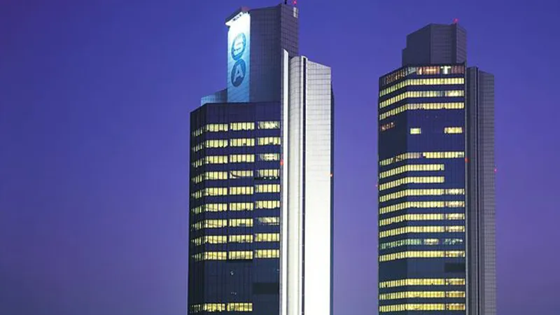 Sabancı Holding’den dev satış hamlesi: Paylarını devrediyor