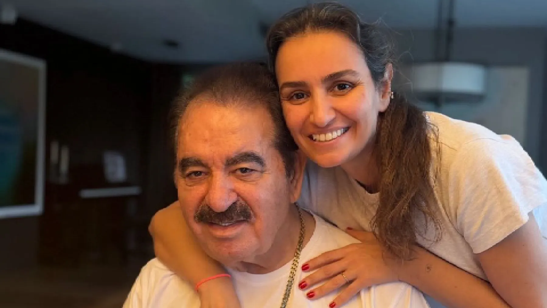 İbrahim Tatlıses'in kızından açıklama: Ameliyat söz konusu!