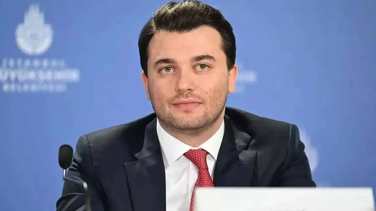 İmamoğlu'nun tutuklu avukatı Mehmet Pehlivan’dan Avukatlar Günü mesajı: Adaleti savunacağız