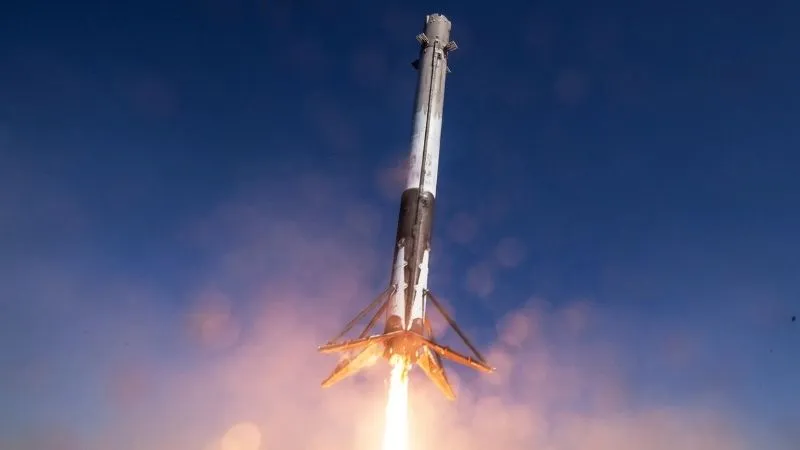 Geçen yılın başında fırlatılan Falcon 9 roketi aya çarpacak: İşte tarihi ve saati...