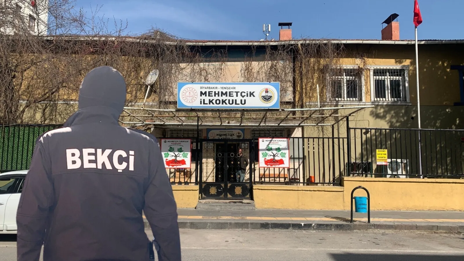 Kahramanmaraş ve Şanlıurfa'daki saldırıların ardından Diyarbakır’da okullar boş kaldı