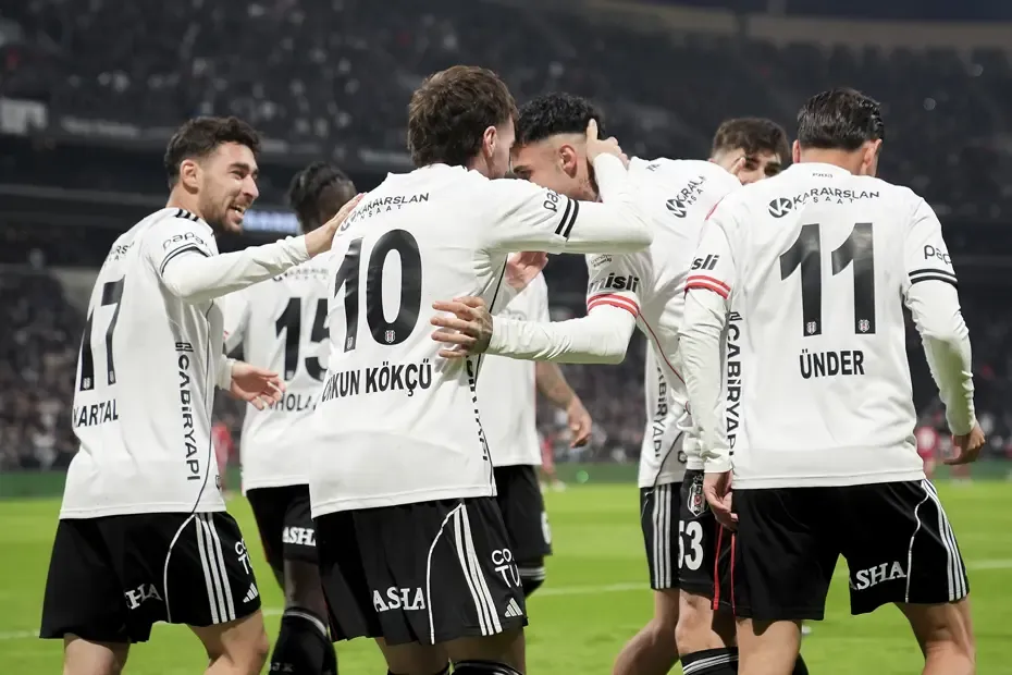 RT @T24spor: Beşiktaş'ın Karagümrük karşısında ilk 11'i belli oldu