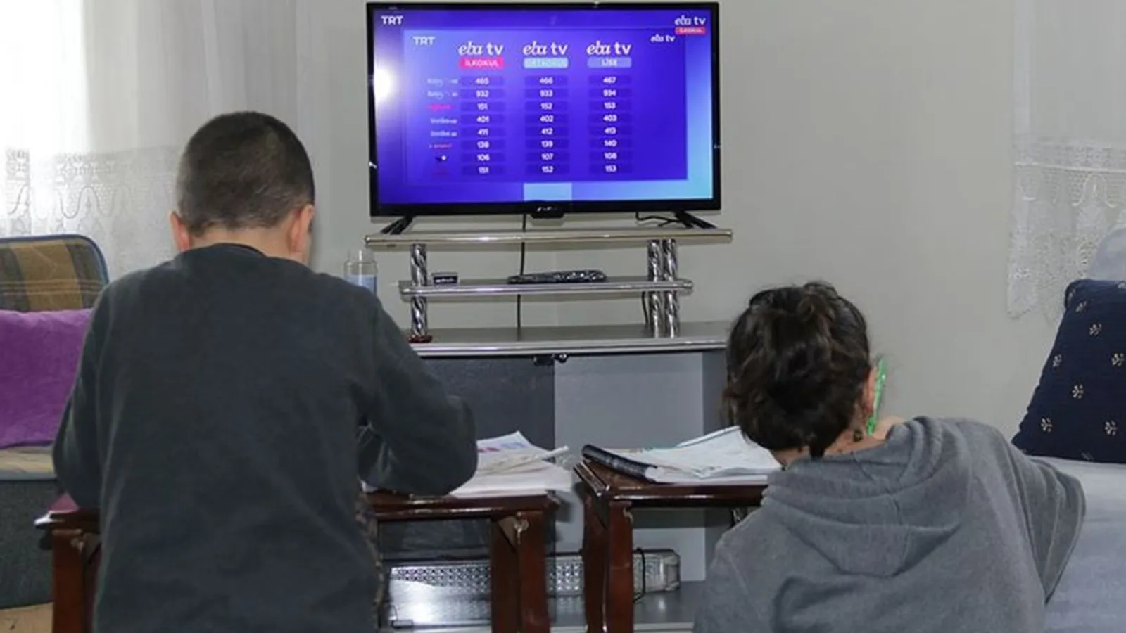 Pandeminin ağır faturası: Okulla bağ zayıfladı, öğrenme yüzeyselleşti