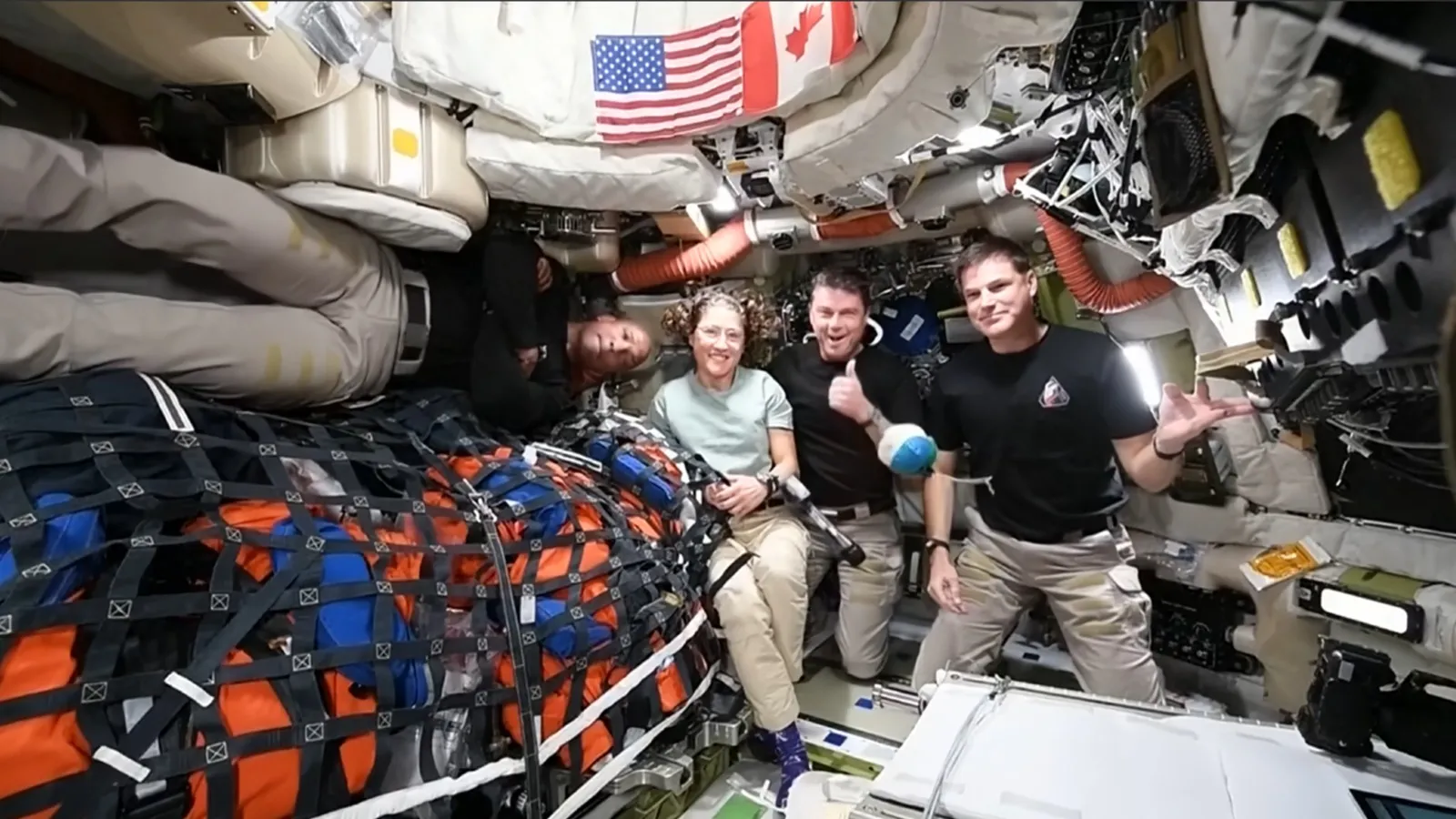 Ne prim ne fazla mesai var: NASA'nın uzaya gönderdiği astronotlar ne kadar kazanıyor?