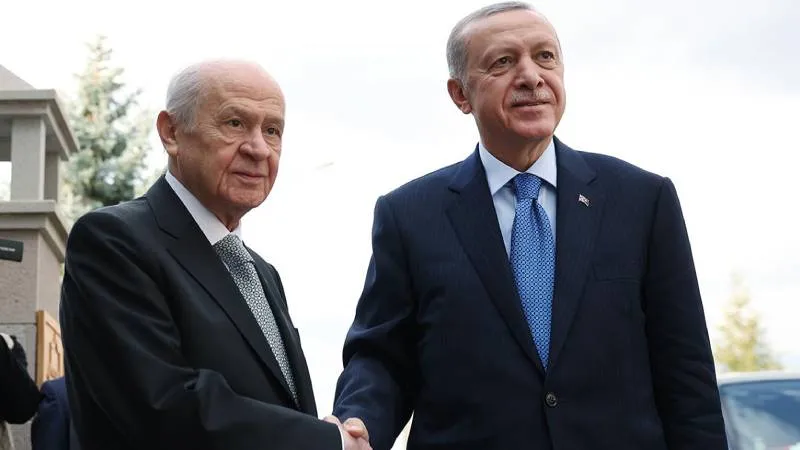Belediye operasyonları kulisleri hareketlendirdi: MHP'de "çekimser" rahatsızlık iddiası