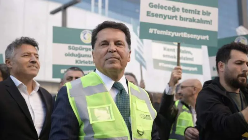 Esenyurt’un seçilmiş Belediye Başkanı Prof. Dr. Ahmet Özer yazdı: Esenyurt’taki siyasi operasyon ve kayyum garabeti ikinci yıla girdi