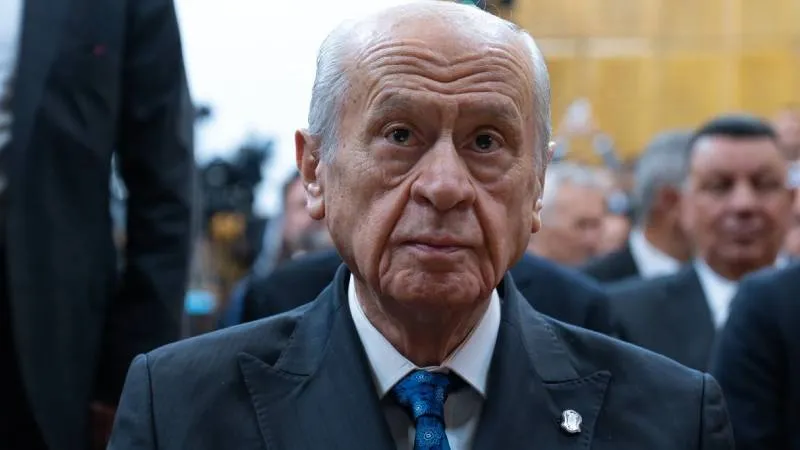 Sabah yazarı Övür: Bahçeli'nin ezber bozan siyasetinin yeni nesil temsilcisi olan bu ismi yakın gelecekte çok konuşacağız