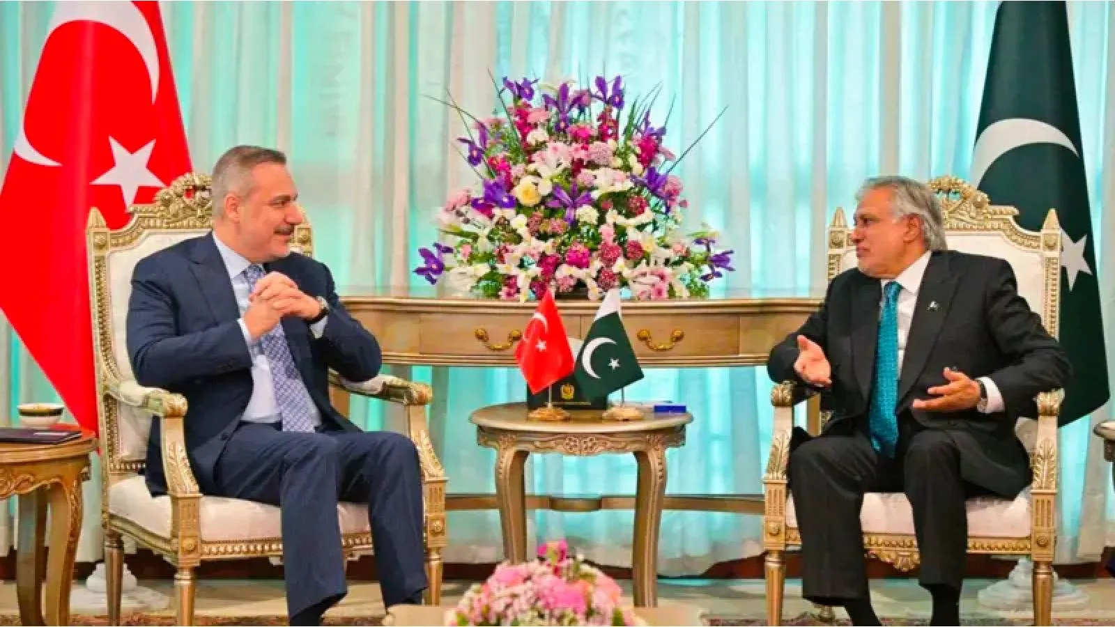 Türkiye, ABD ve İran arasında ateşkes sağlayan Pakistan'a nasıl destek verdi?