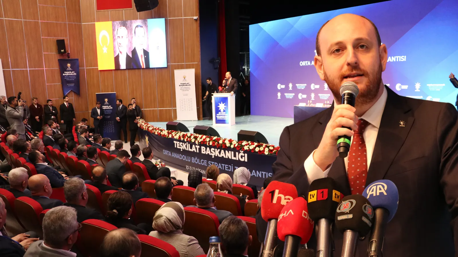 AKP'den CHP'ye "erken seçim" yanıtı: Daha önemli konular varken, "Sıkıldım, oynamıyorum" diyenlere vakit ayıramayız!